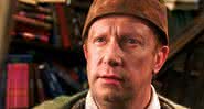 Mark Williams interpretou o Arthur Weasley, pai do melhor amigo de Harry Potter, na franquia - Youtube