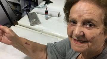 Viúva com a tatuagem em homenagem ao falecido marido - Instagram