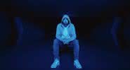 Eminem no clipe de Darkness, single de seu novo álbum - YouTube