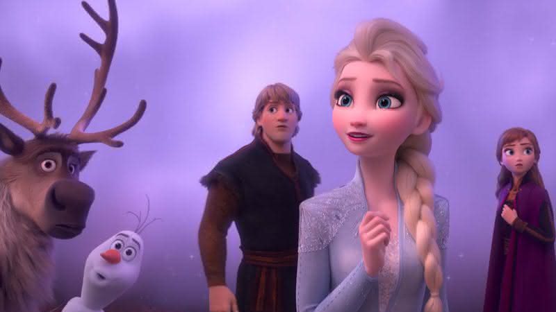 Personagens de Frozen 2 em cena do filme - Disney