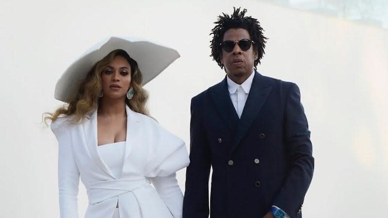 Beyoncé e Jay-Z ostentam nos convites para o Shawn Carter Foundation Gala - Instagram