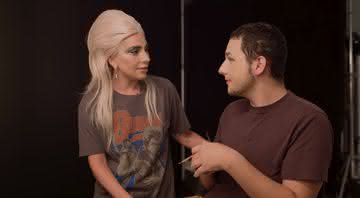 Lady Gaga e fã - Reprodução/YouTube