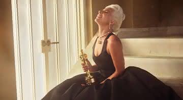Lady Gaga após receber um Oscar de Melhor Canção Original pelo filme Nasce Uma Estrela - Reprodução/Instagram