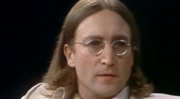 John Lennon durante uma entrevista para o programa The Tomorrow Sow - YouTube