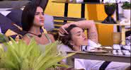 Manu Gavassi e Rafa Kalimann em conversa no Big Brother Brasil 20 - Gshow