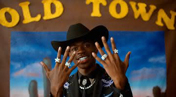 Lil Nas X em Old Town Road - Youtube
