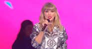Taylor em performance na China - Youtube