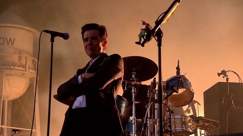 The Killers durante show em Glasgow - YouTube