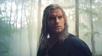 Geralt de Rívia em cena de The Witcher - Netflix