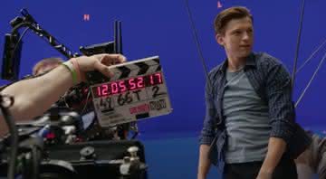 Tom Holland nos bastidores das gravações de “Homem-Aranha: Sem Volta Para Casa” - (Divulgação/Sony Pictures)