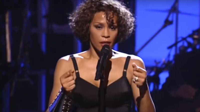 Whitney Houston cantando I Will Always Love You ao vivo em 1999 - YouTube